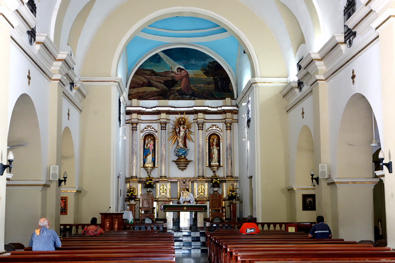 Catholic church alter in Coamo puerto rico